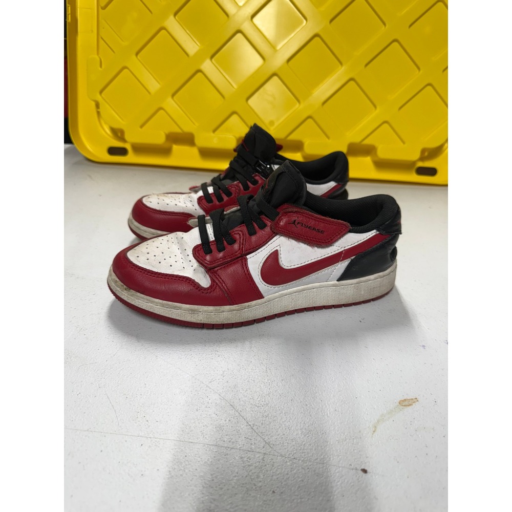 Nike Air Jordan 1 Low FlyEase Chicago Red White Black Kids 7Y DN4639-163